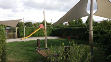 Unser Spielplatz für die Kleinen Unser Spielplatz für die Kleinen